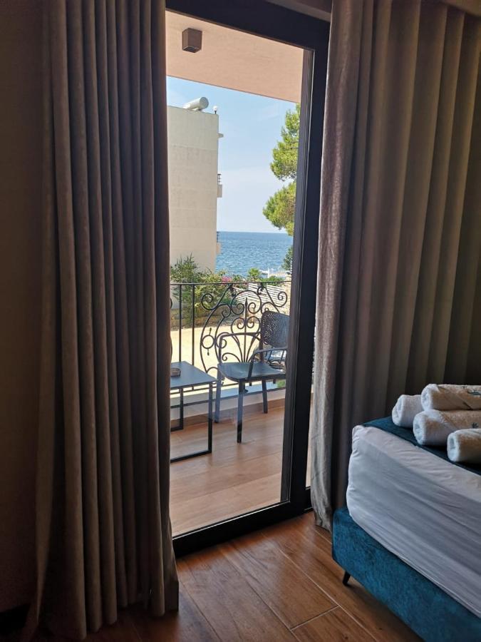 Seawave Hotel Sarande Exterior photo